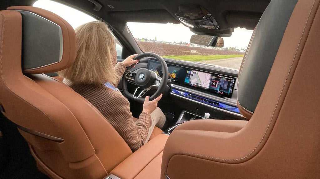 6 Tipps für Zeiten mit hoher Erlebnisdichte 89 Vaya Wieser Weber BMW slider